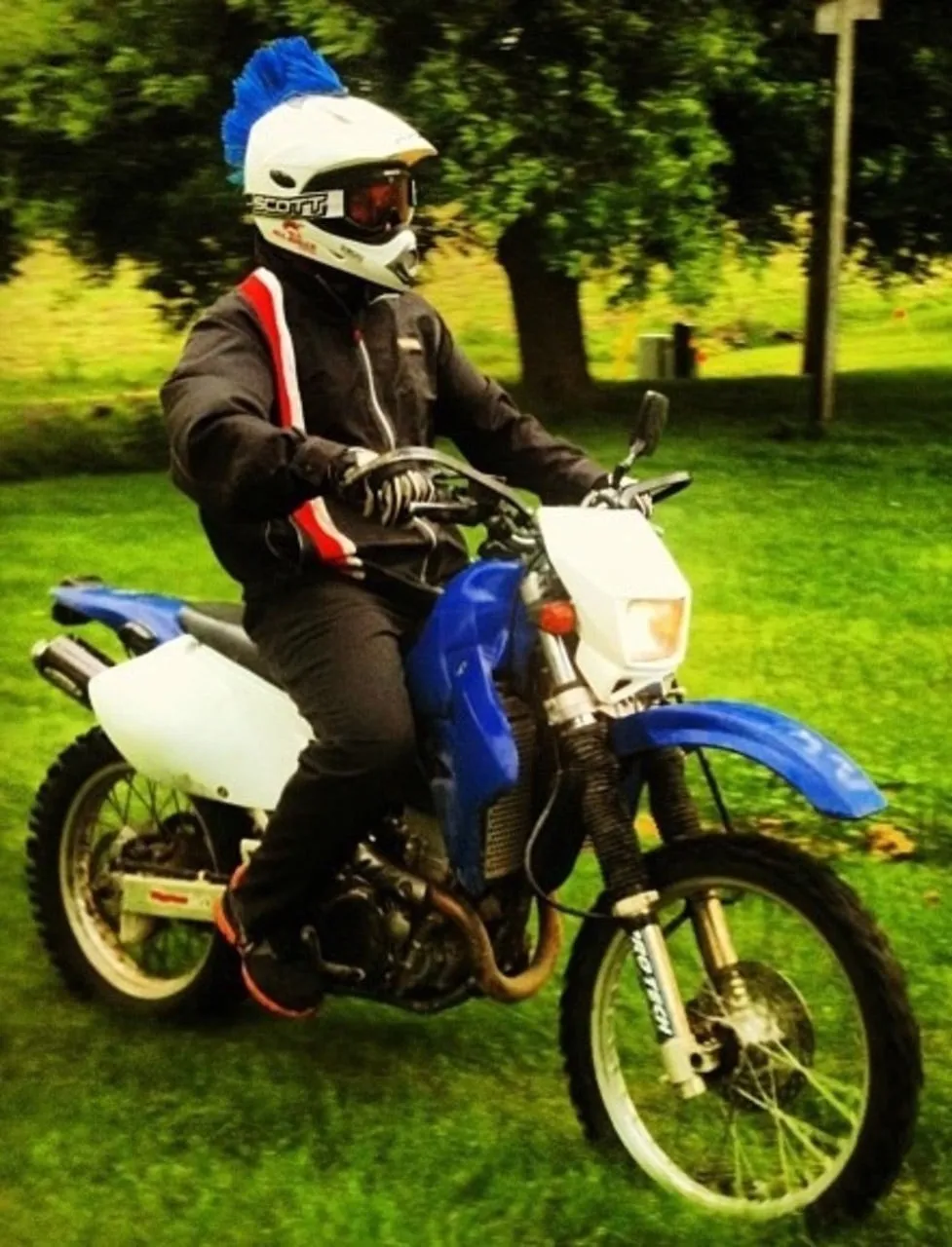Blue Motorcycle Helmet Mohawk