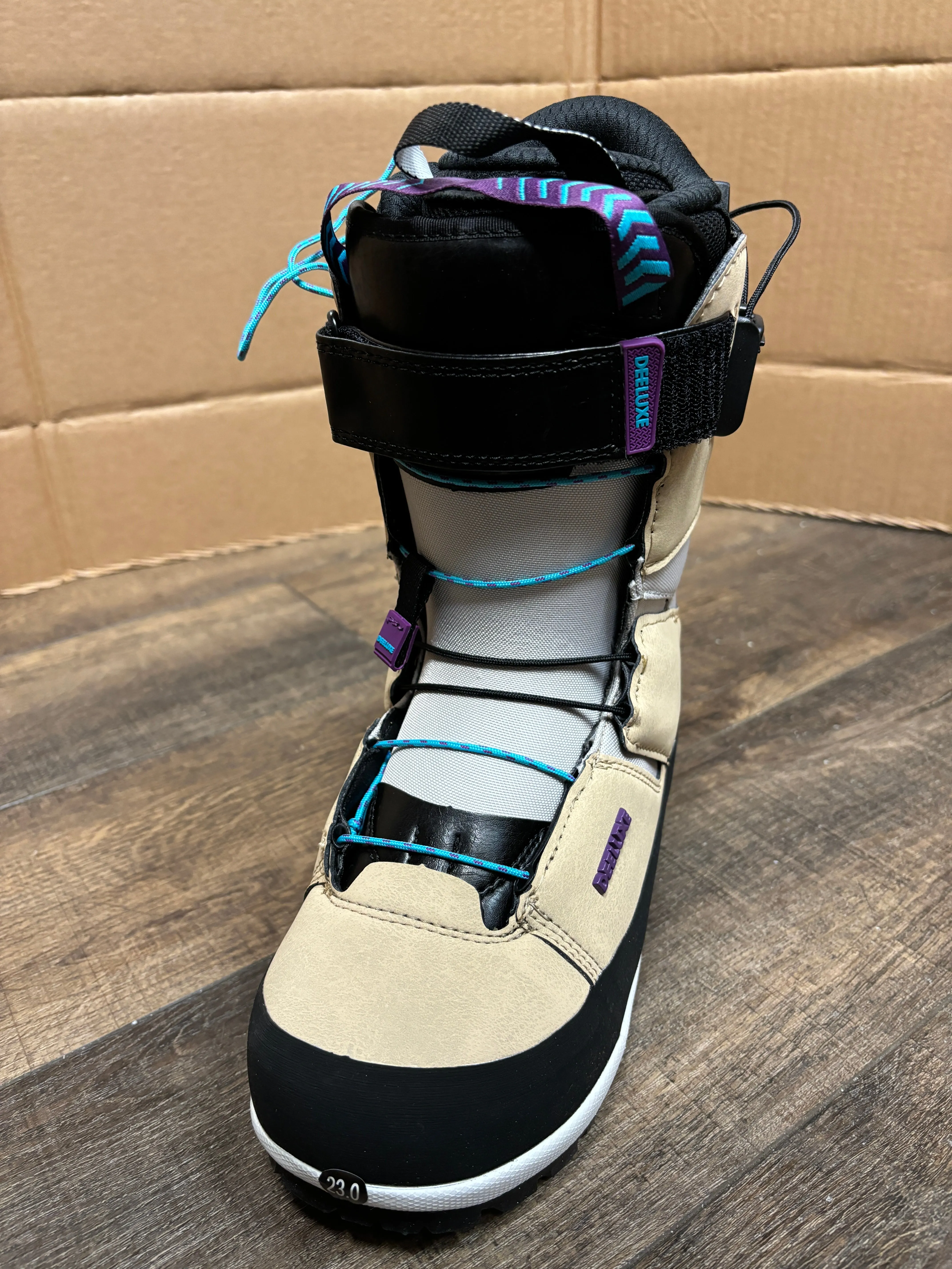 Deeluxe Spark XV PF Snowboard Boots Women 5.5 Mondo 23.0
