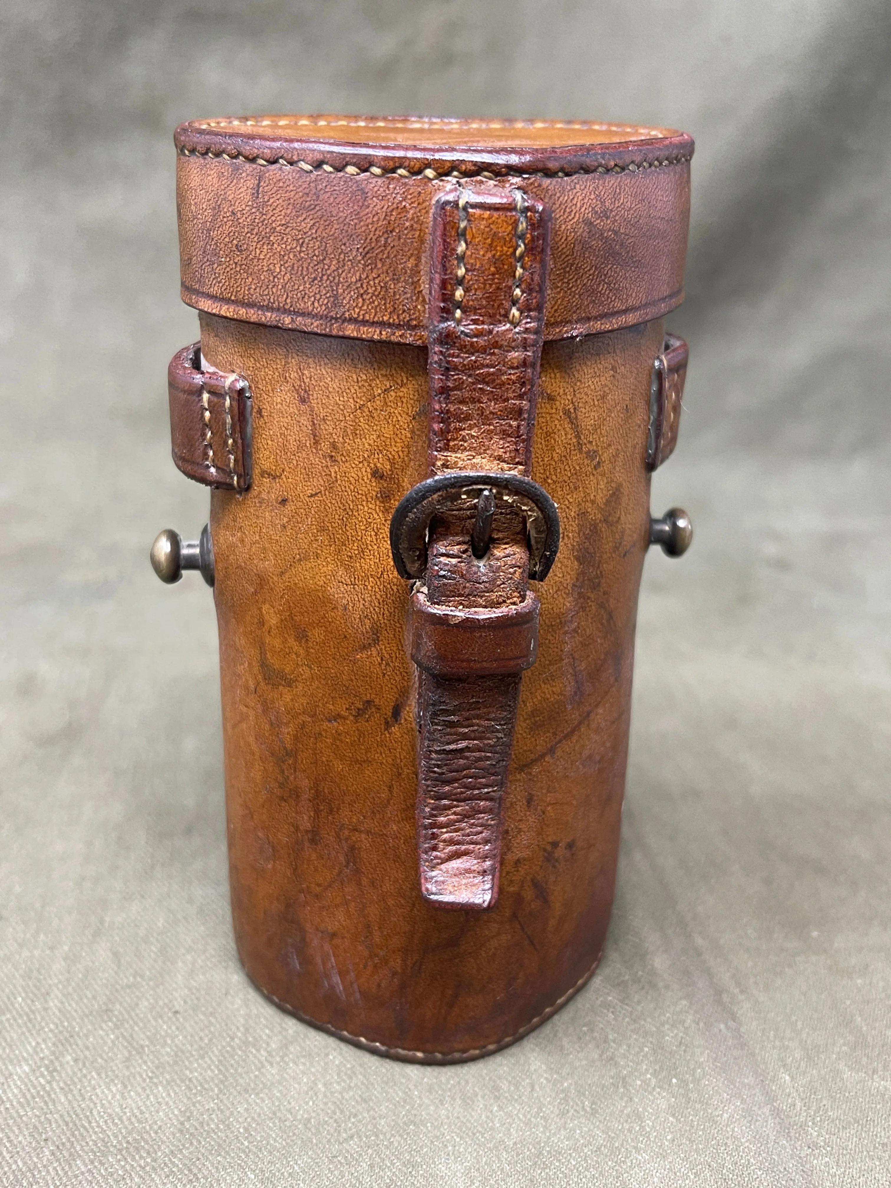 WW2 British Army  Graticued Prismatic x 6 Monocular & Leather Case