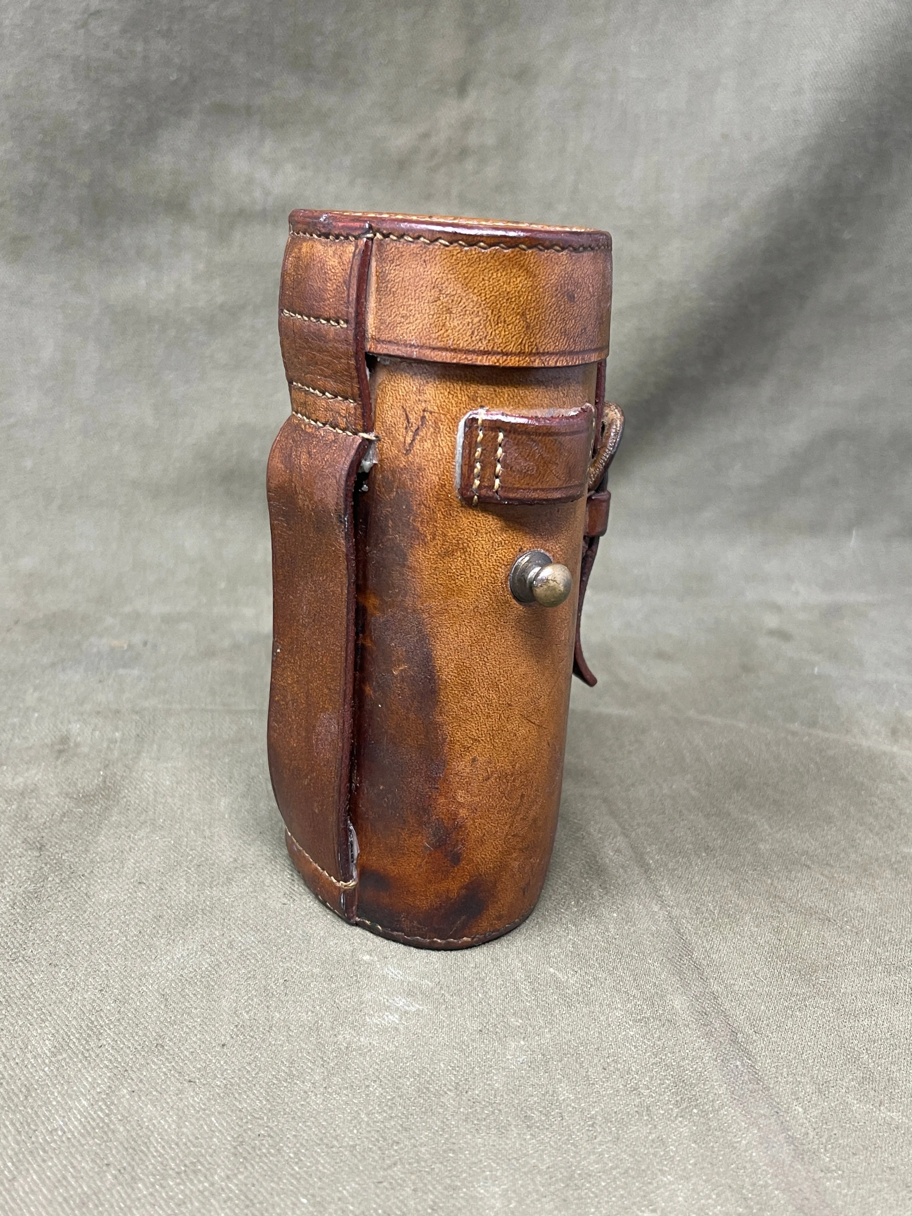 WW2 British Army  Graticued Prismatic x 6 Monocular & Leather Case