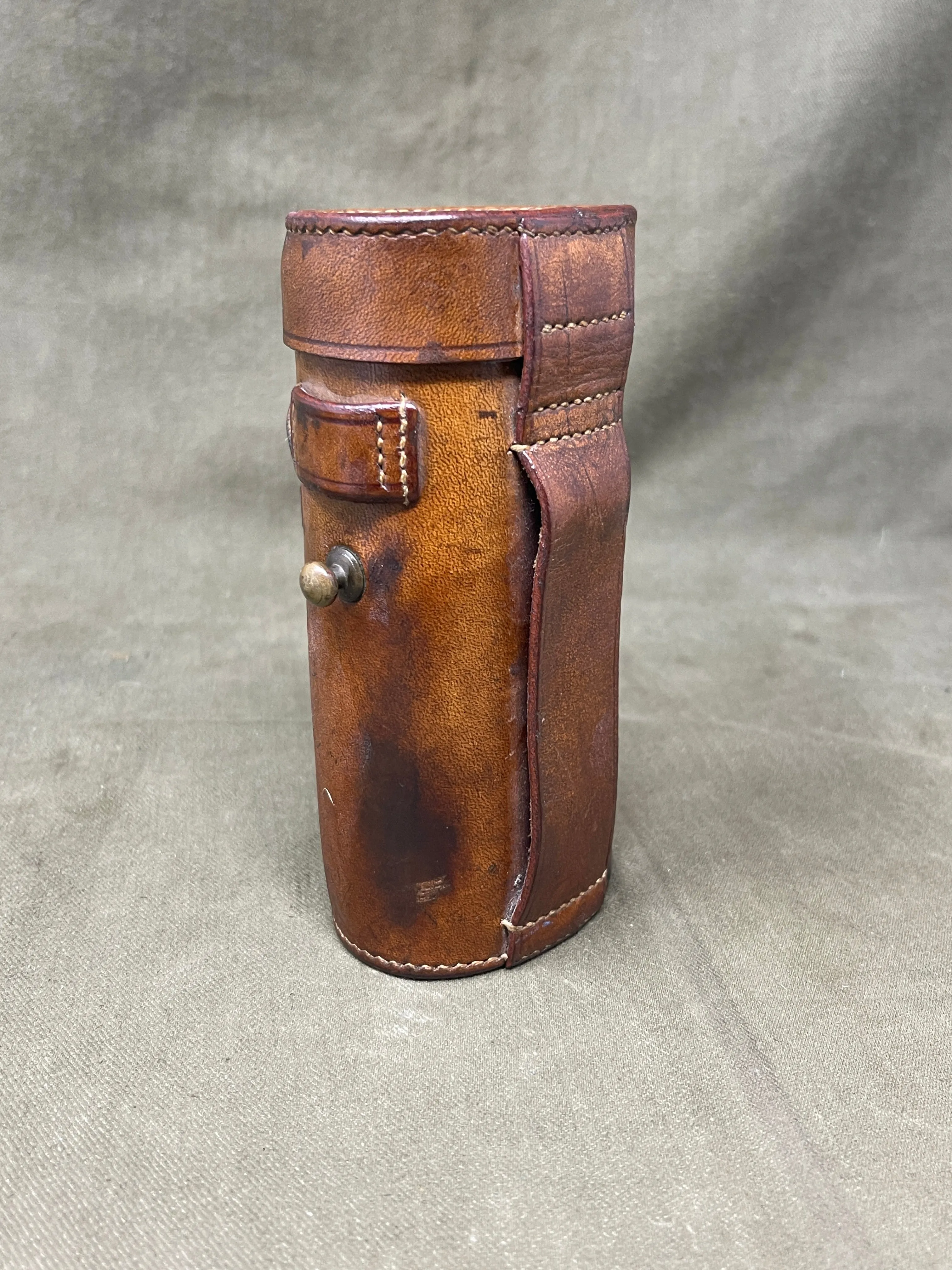 WW2 British Army  Graticued Prismatic x 6 Monocular & Leather Case