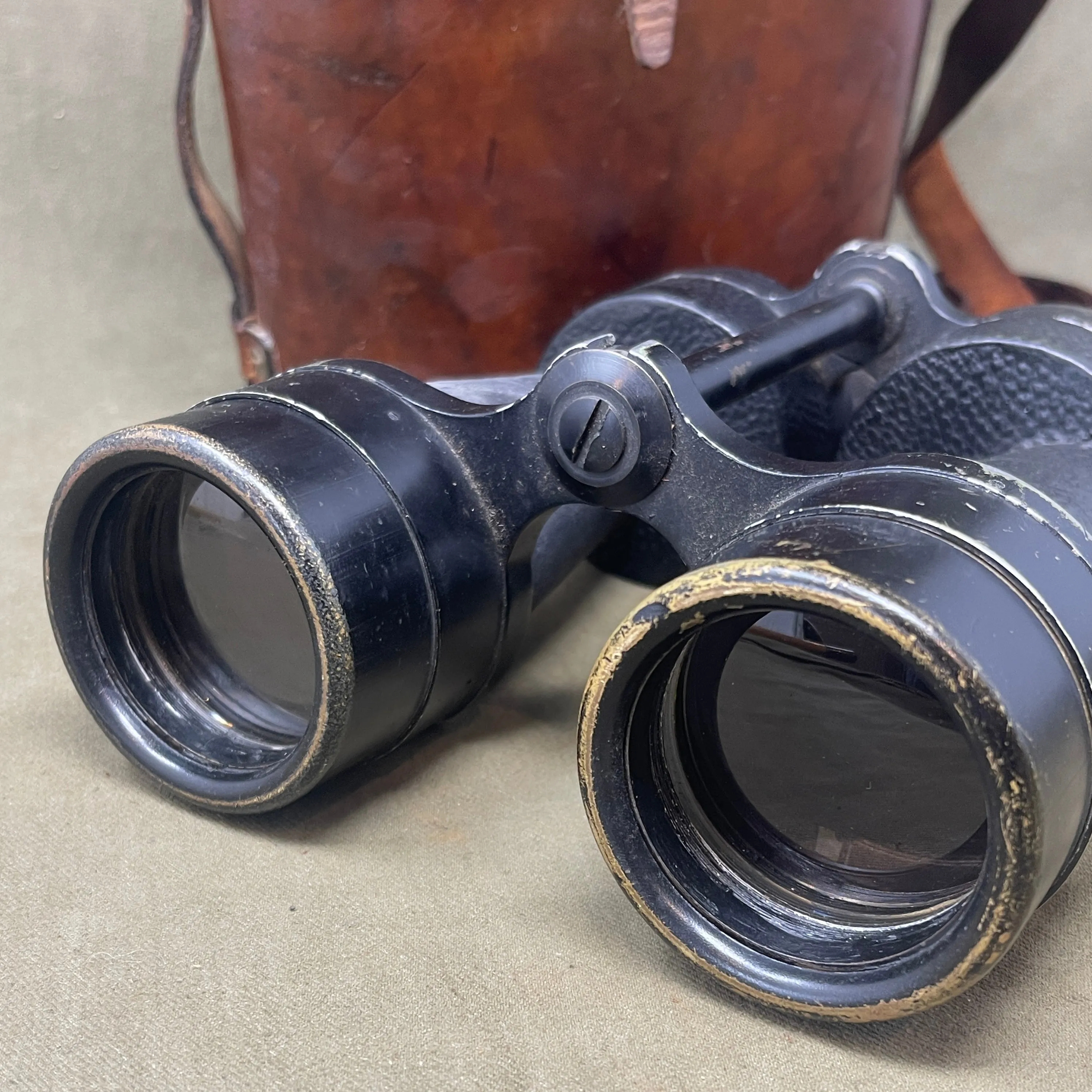 WW2 Pair of British No5 Prismatic Binoculars 1941 Dated